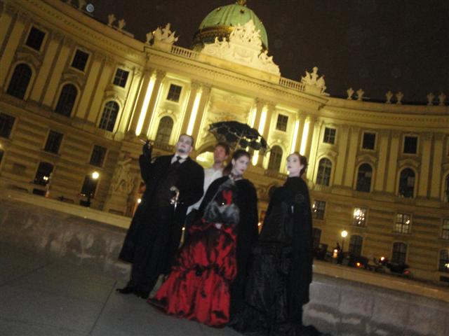 Vampire in der Wiener Innenstadt, am Michaelerplatz
